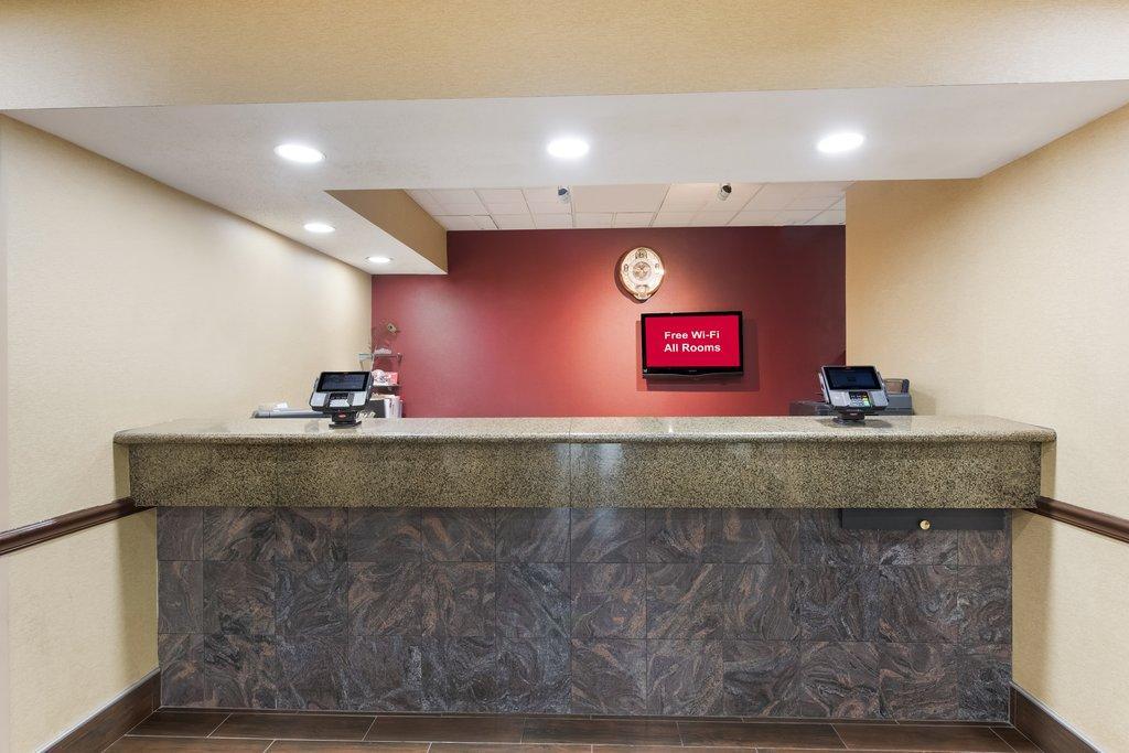 Red Roof Inn & Suites Columbus West Broad Exterior photo